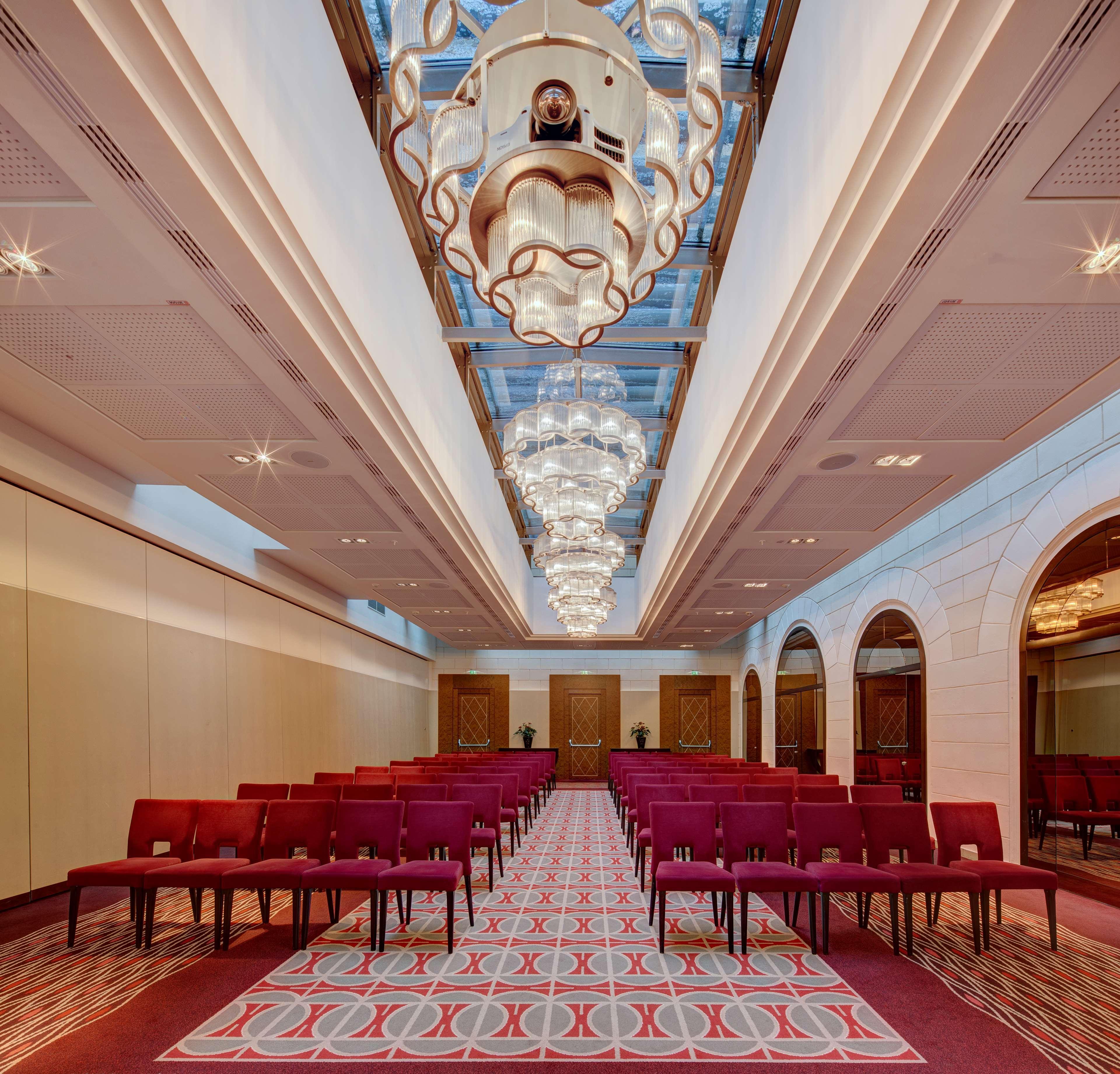 Hotel Anantara Palais Hansen - Newly Renovated Viena